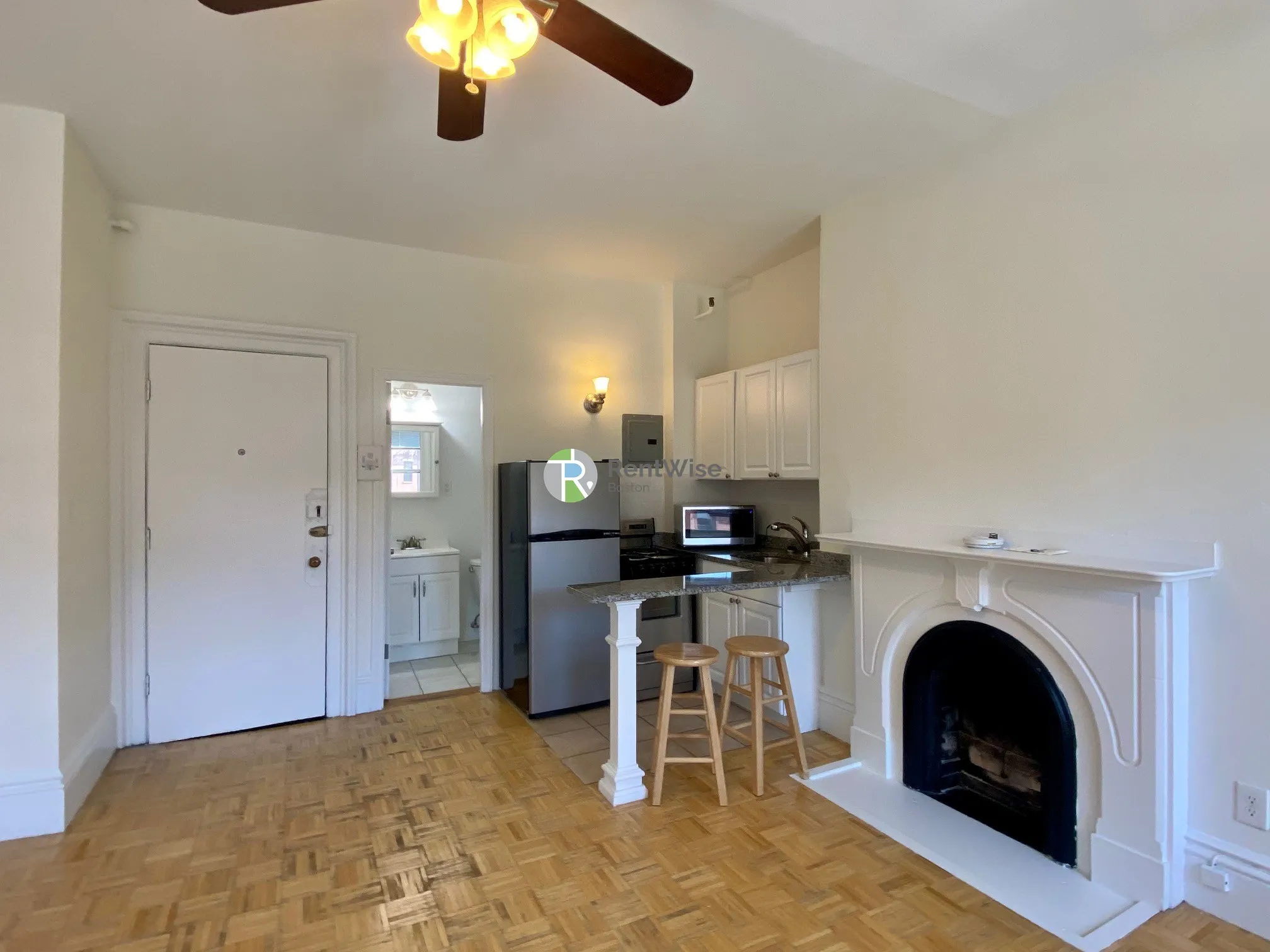 90 Charles St, Beacon Hill