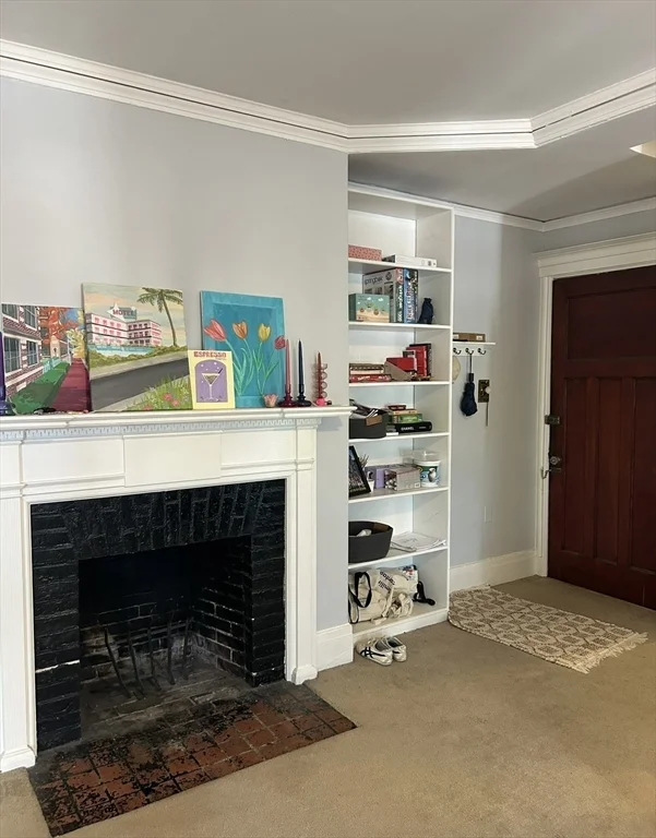 1572 Massachusetts Ave, Harvard Square