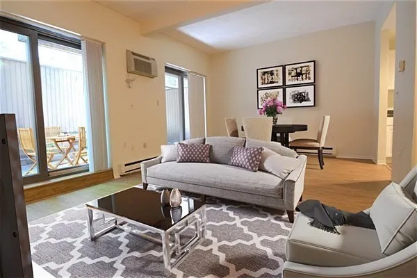 67 Saint Germain St, Back Bay