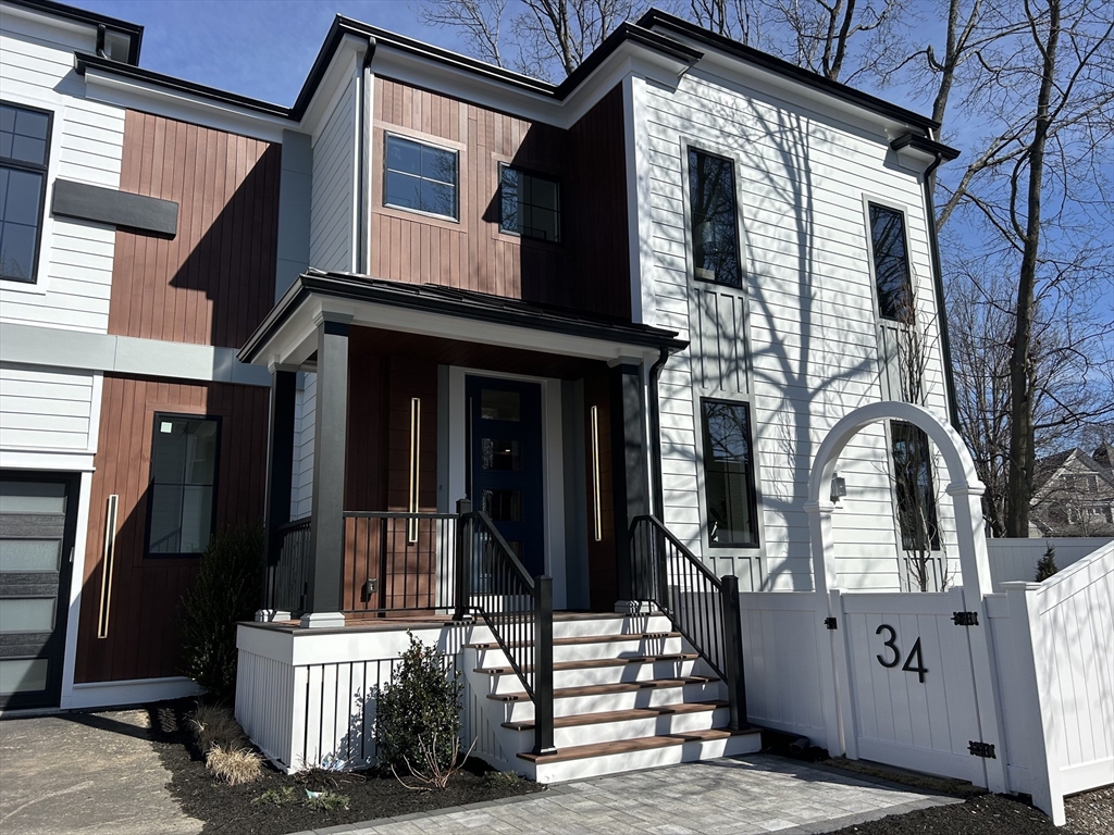 34 Lincoln St, Needham