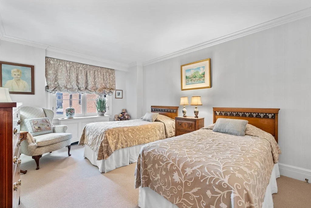 180 Beacon St, Back Bay