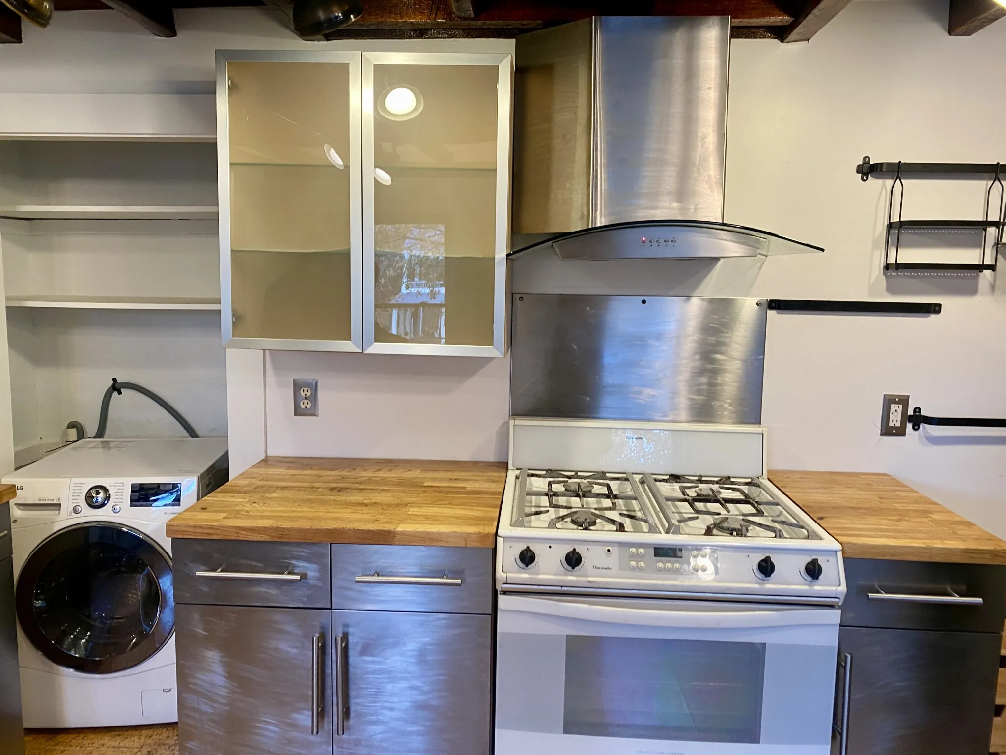 18 Tremont St, The Port