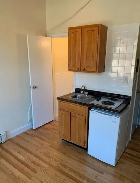 53 South Huntington Ave, Jamaica Plain