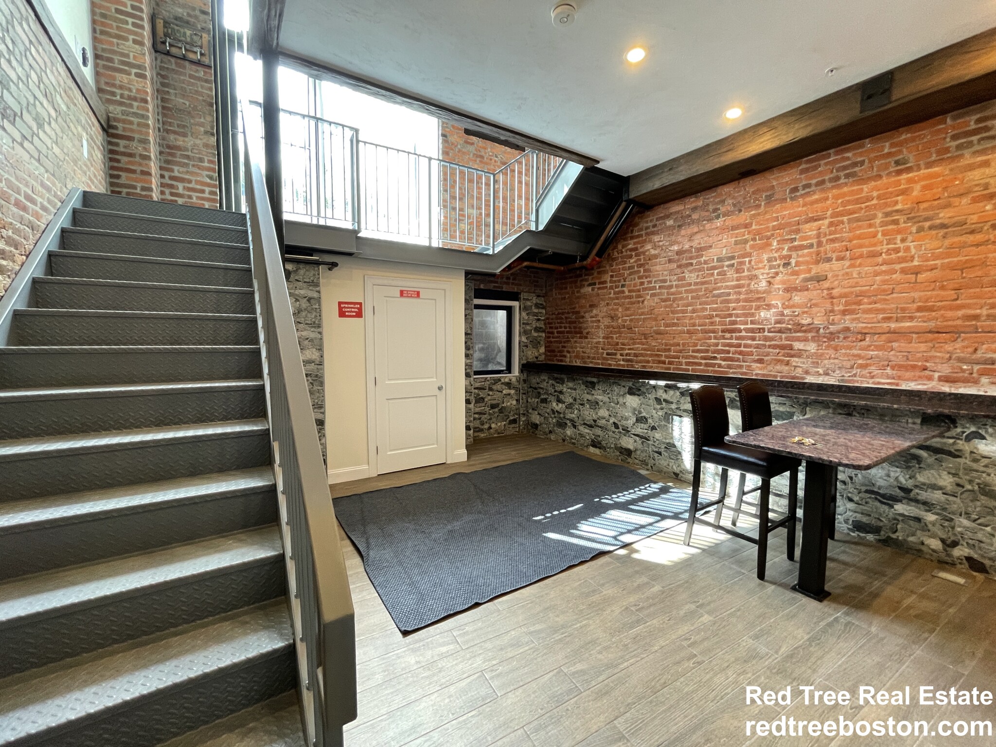 1028 Commonwealth Ave, Boston