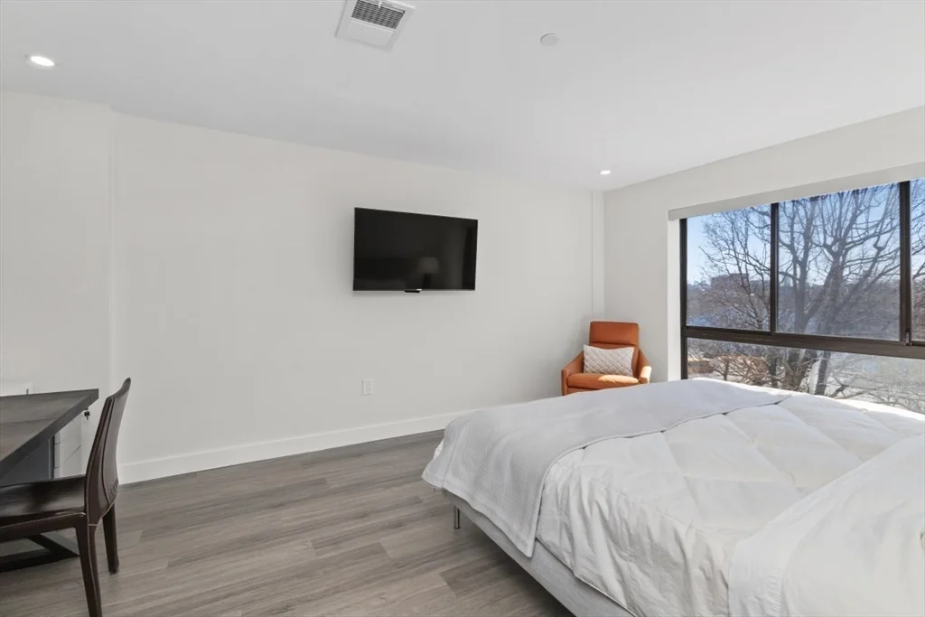 199 Coolidge Ave, East Watertown