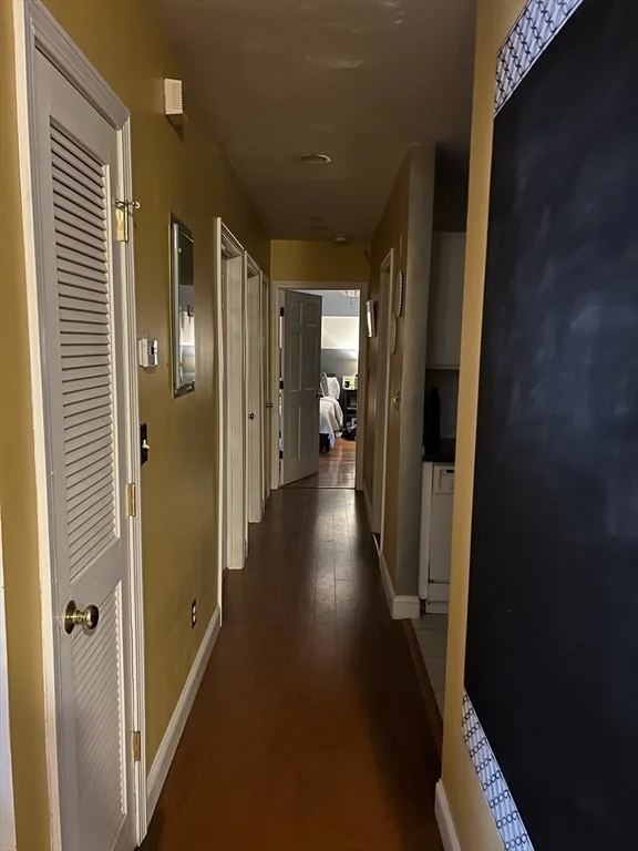 111 West 8th St, South Boston