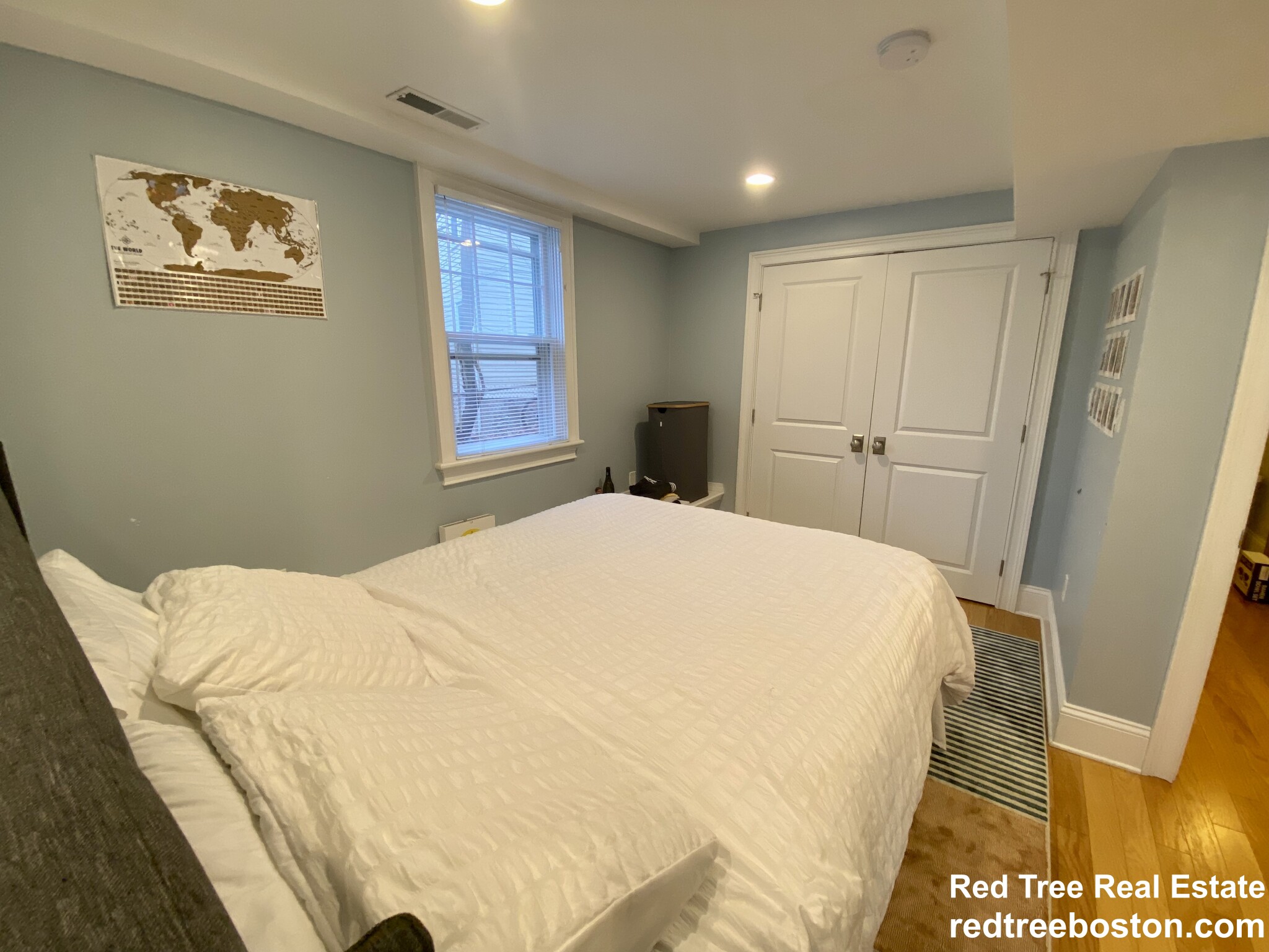 7 Acron Rd, Brookline Village