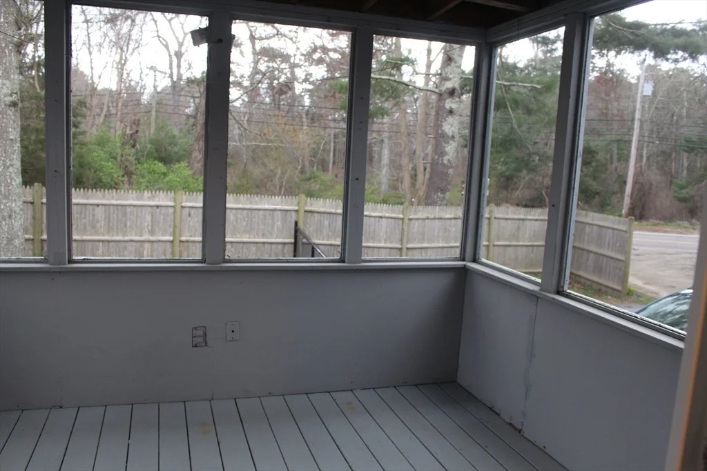 81 Winthrop Rd, Manomet