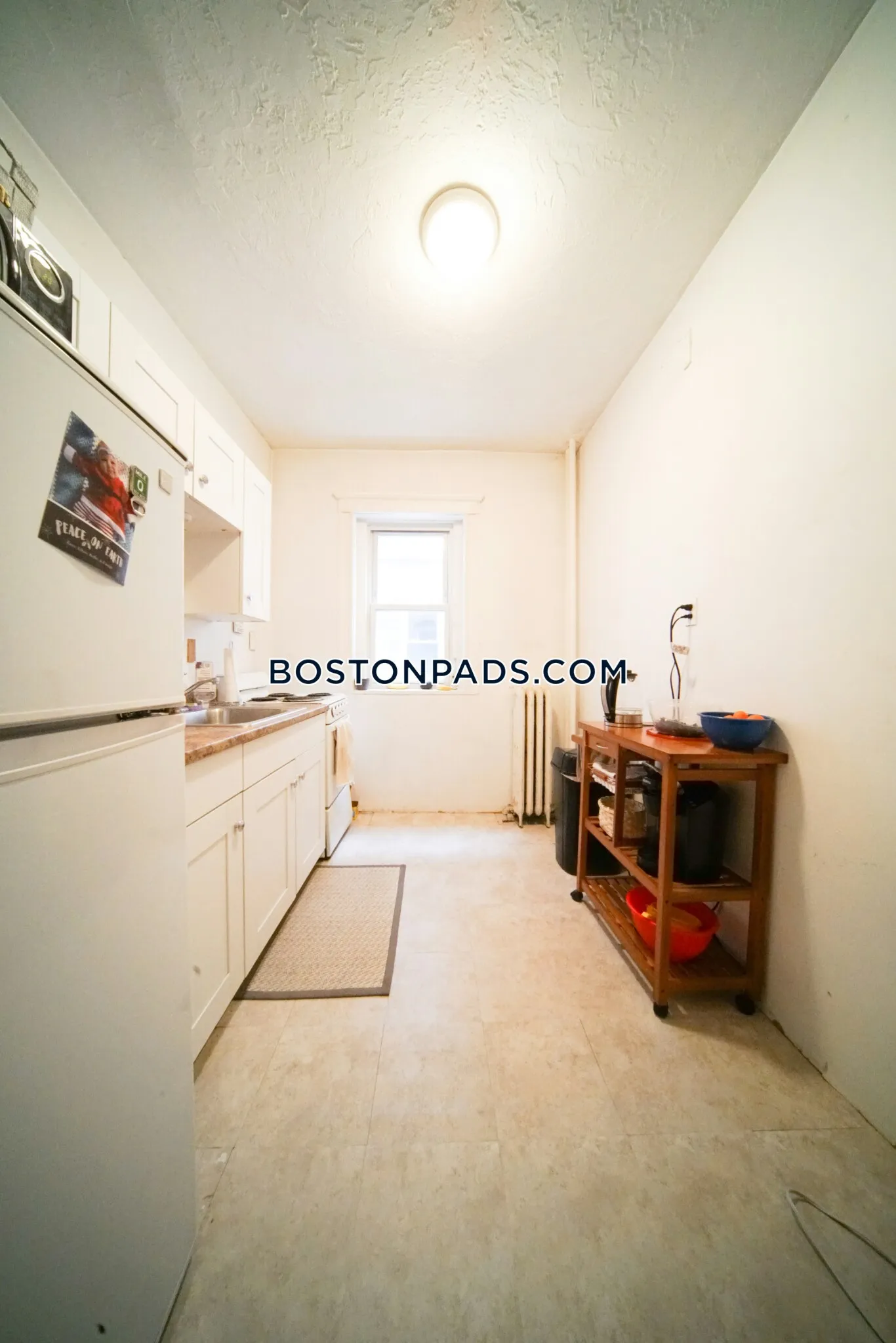 37 Dwight St, North Brookline