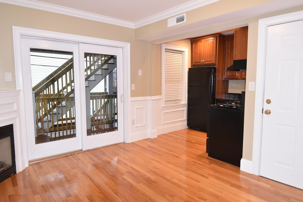 120 D St, South Boston