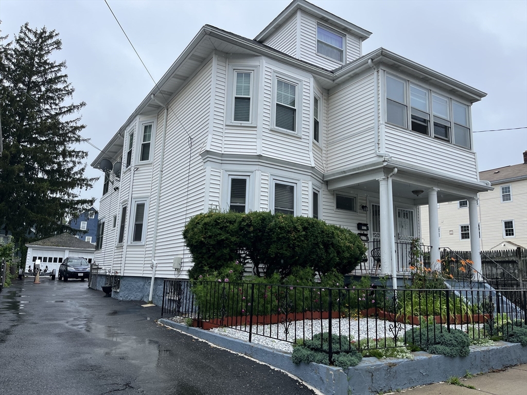 9 Hutchinson St, Dorchester