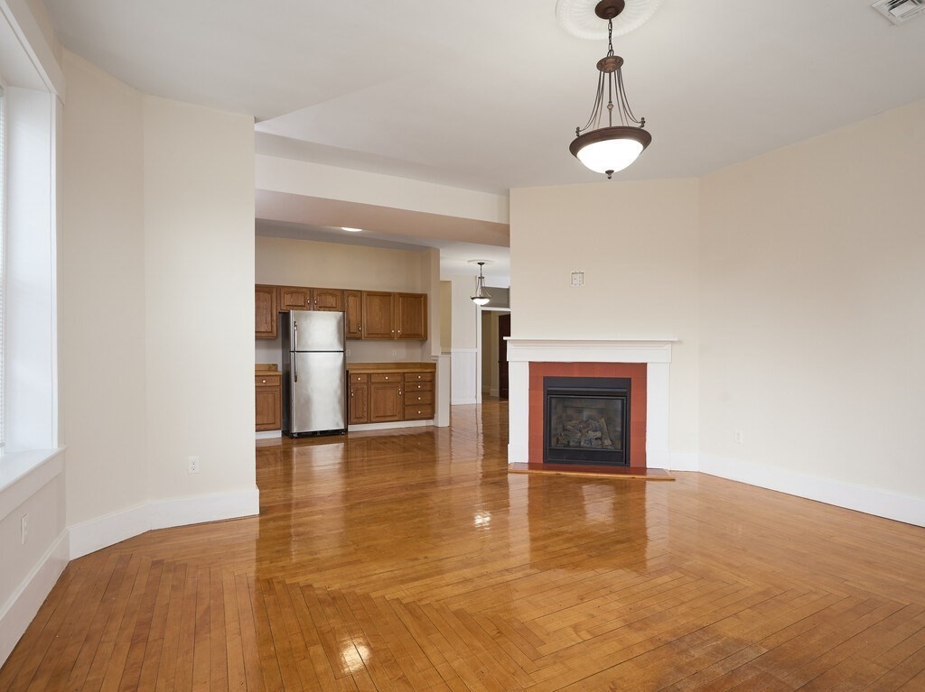 15 Hamilton St, Southbridge