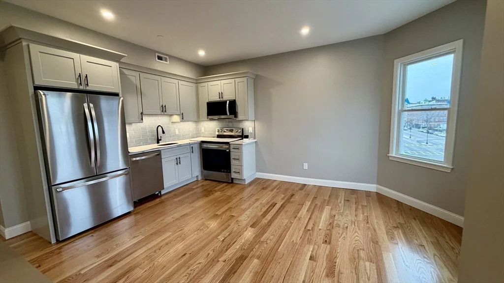 663 Columbia Rd, Dorchester