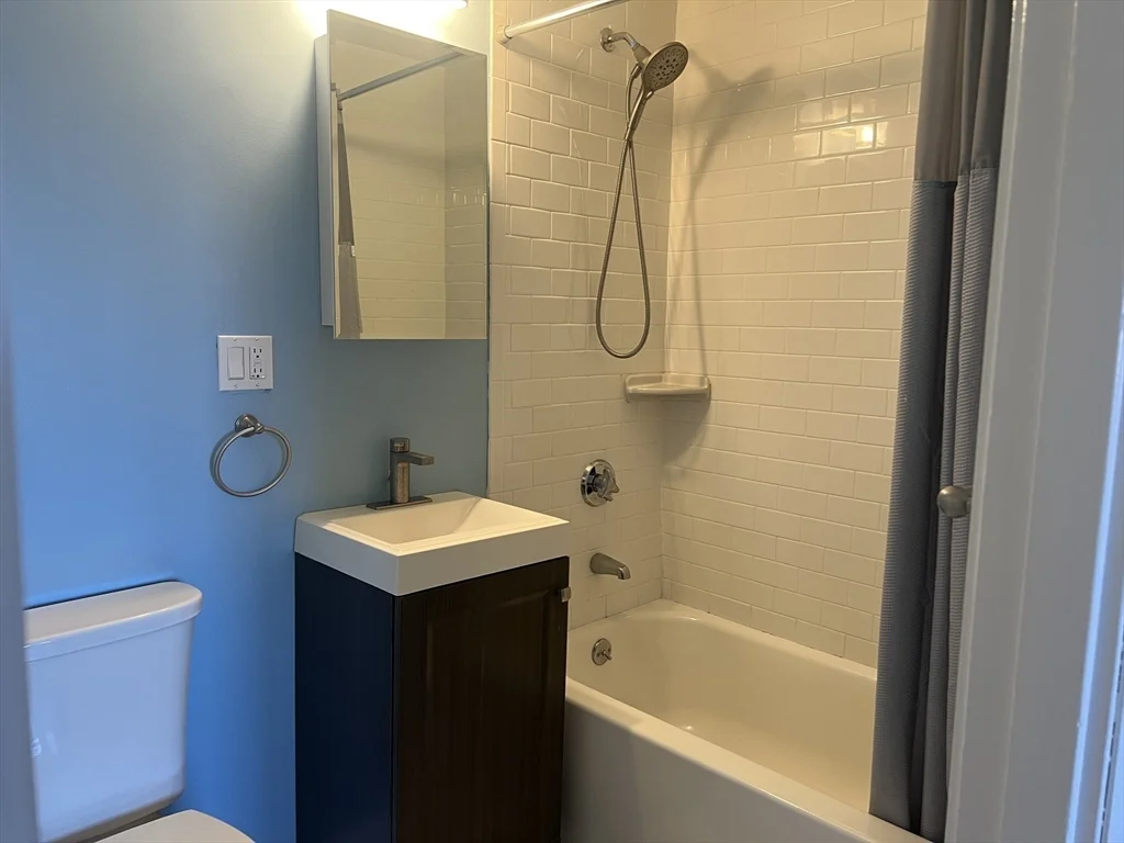100 Governors Park, Winthrop
