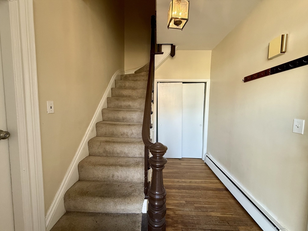8 Northend Ave, Salem