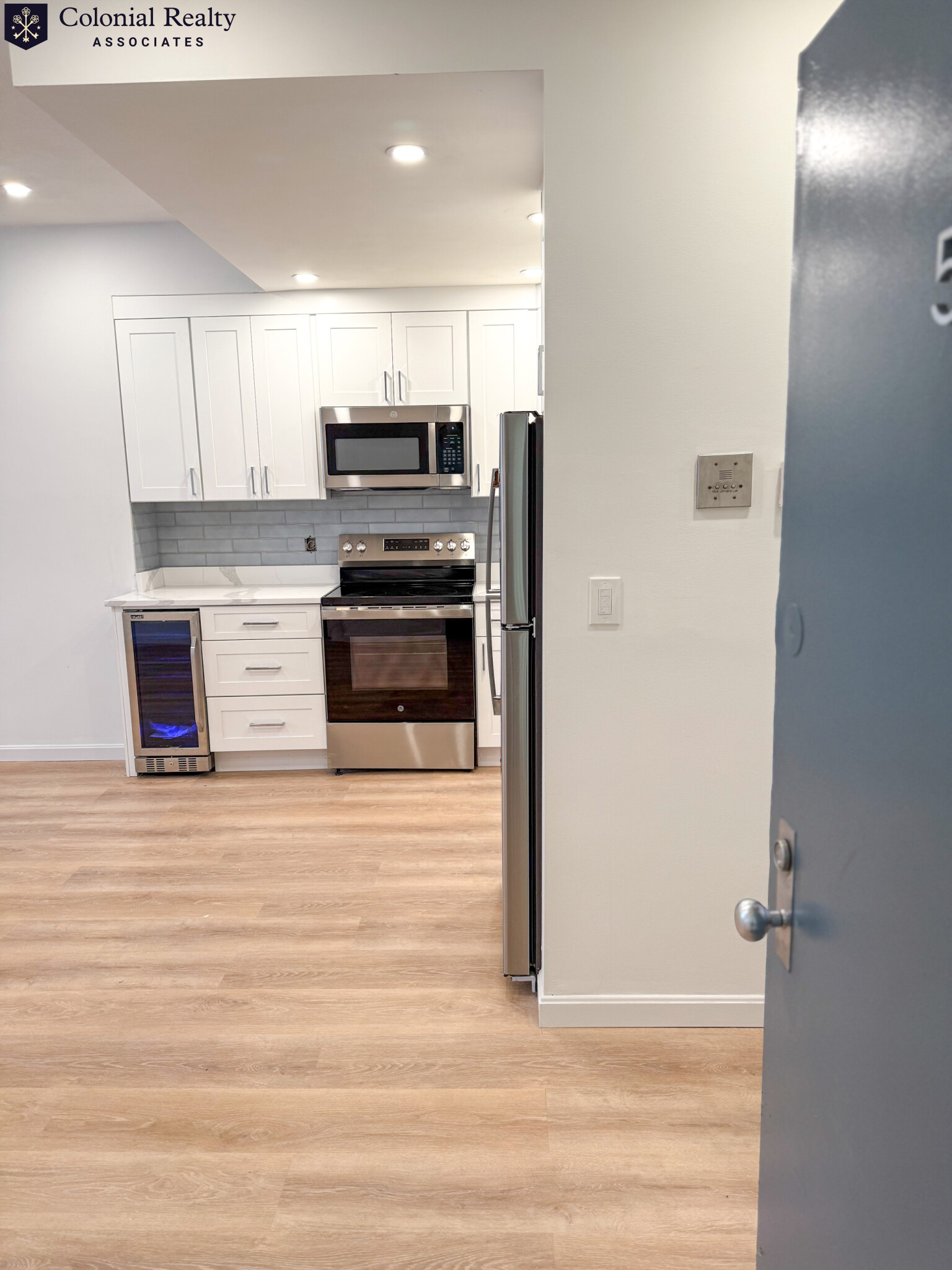 521 Massachusetts Ave, Roxbury