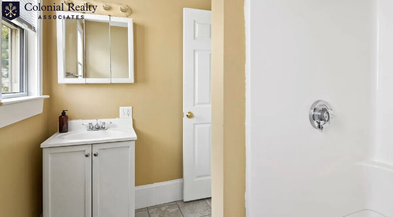 10 Haskell St, Allston