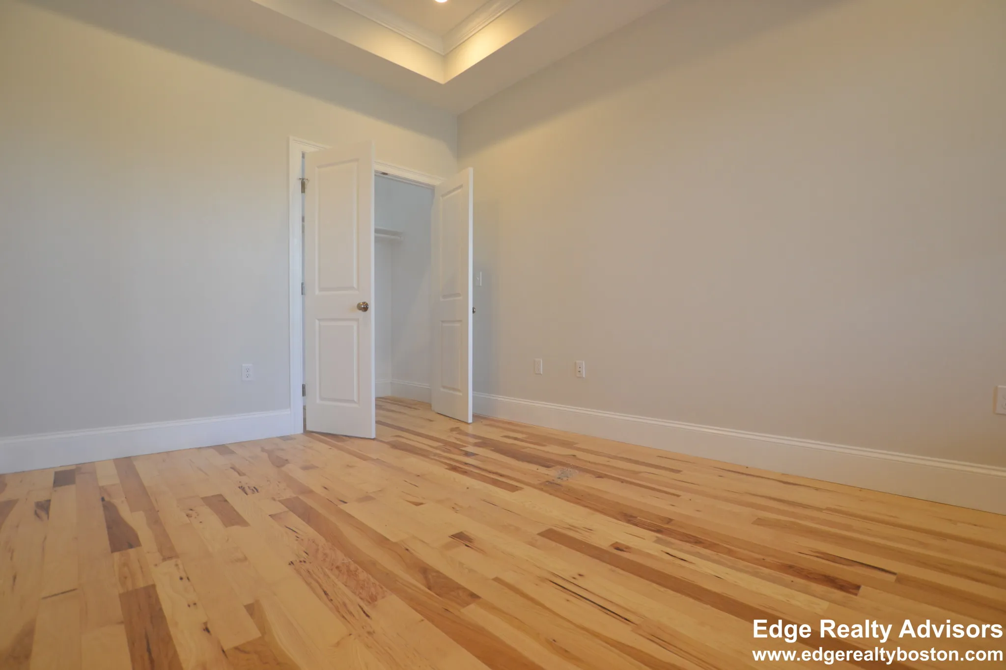 164 Bigelow St, Oak Square