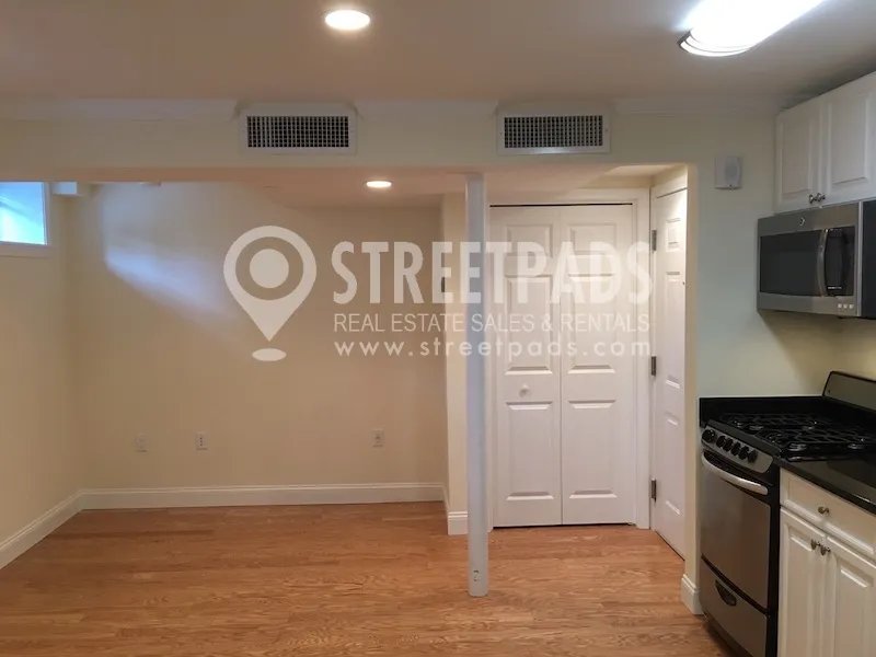 3 Langdon St, Neighborhood Nine