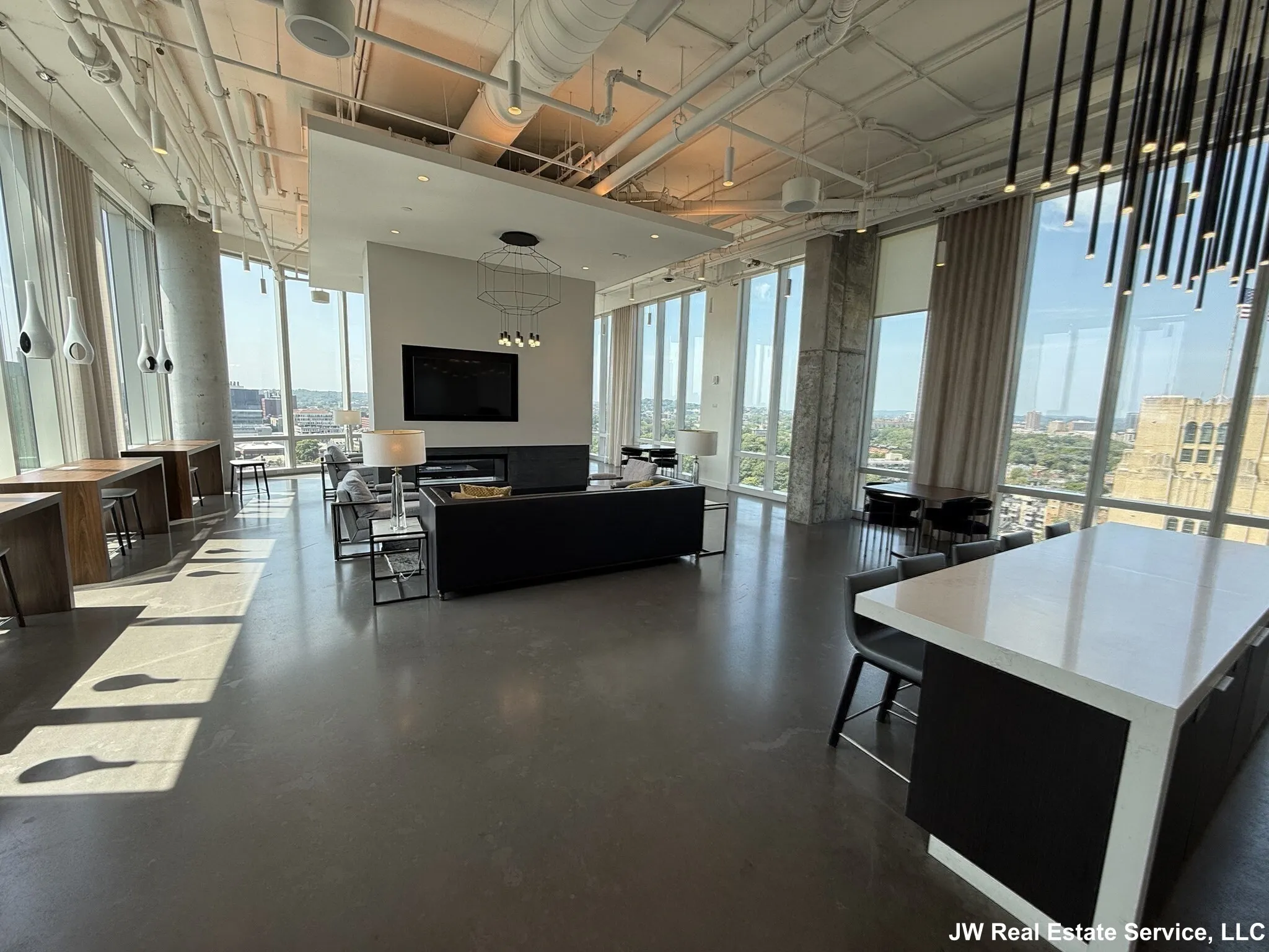 188 Brookline Ave, Fenway