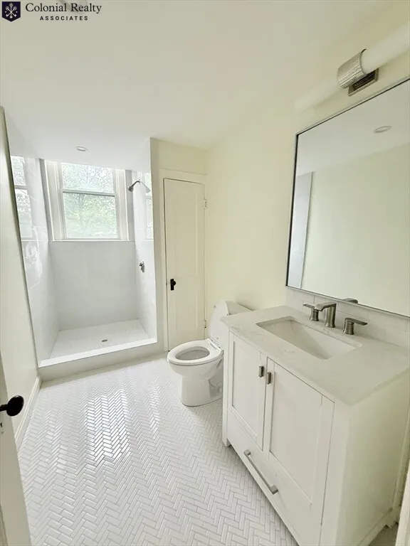 15 Garrison Rd, Aspinwall Hill