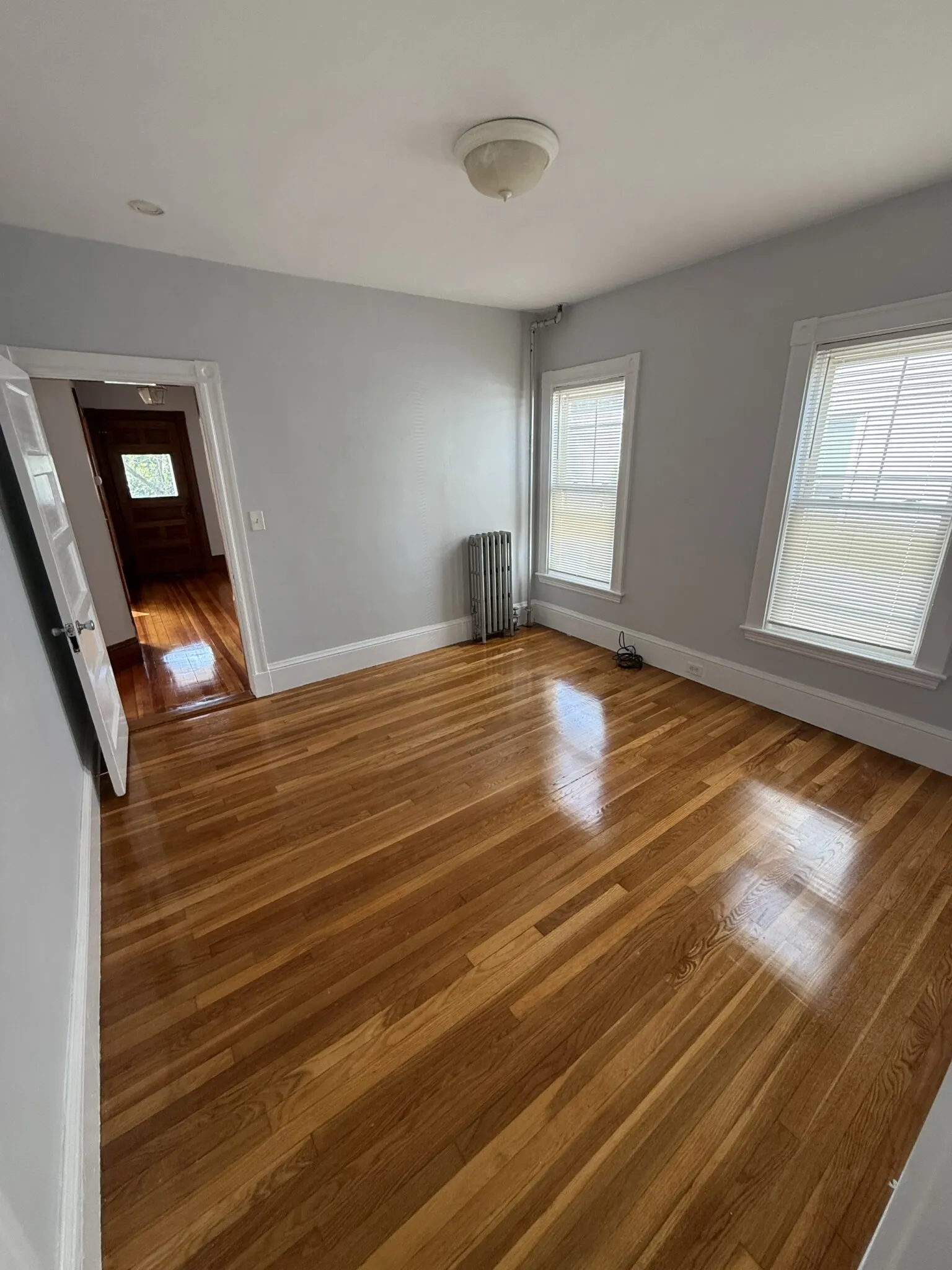 68 Willow Ave, Davis Square