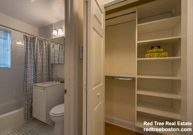 82 Saint Paul St, Coolidge Corner