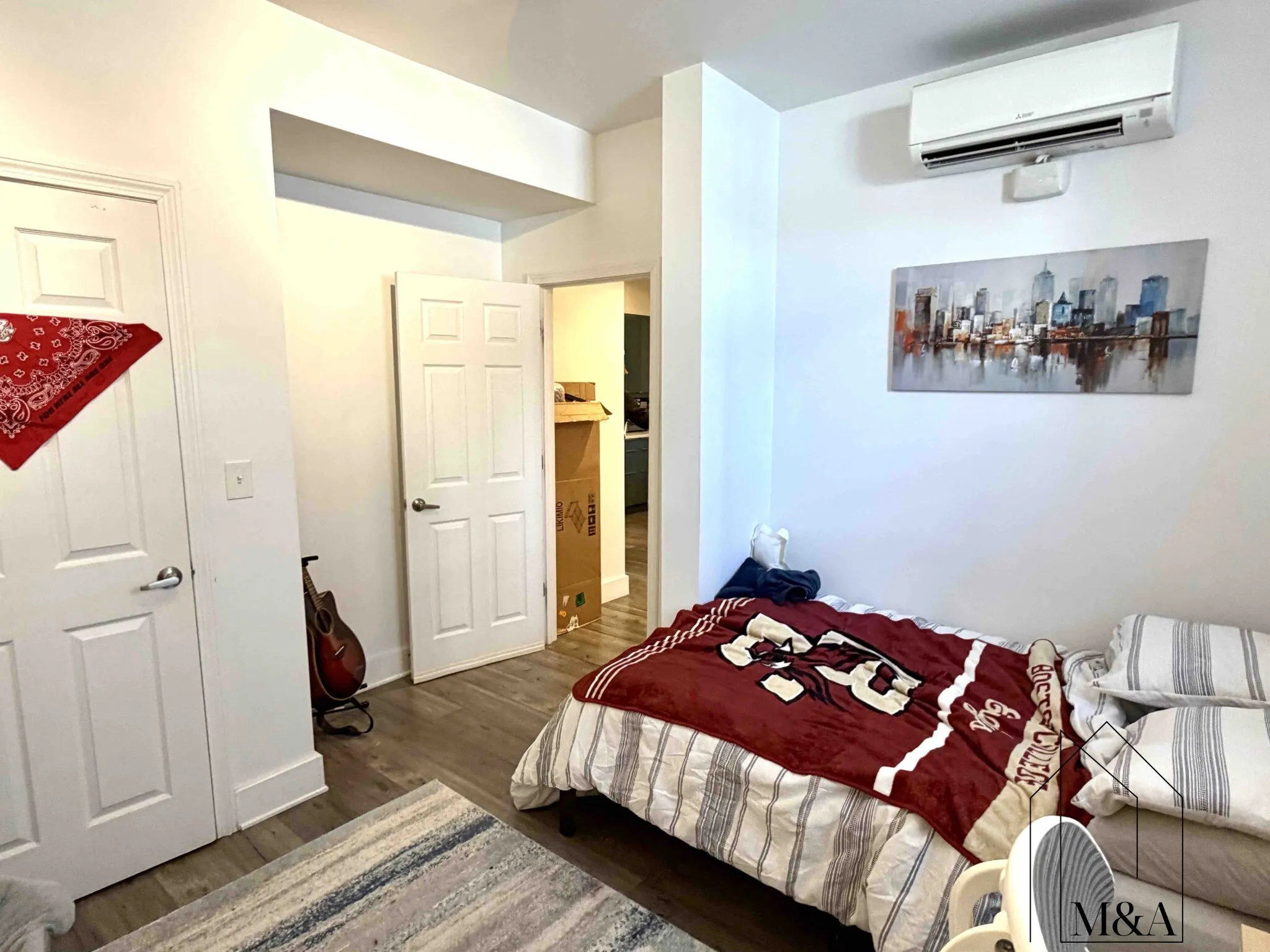 12 Braemore Rd, Brighton