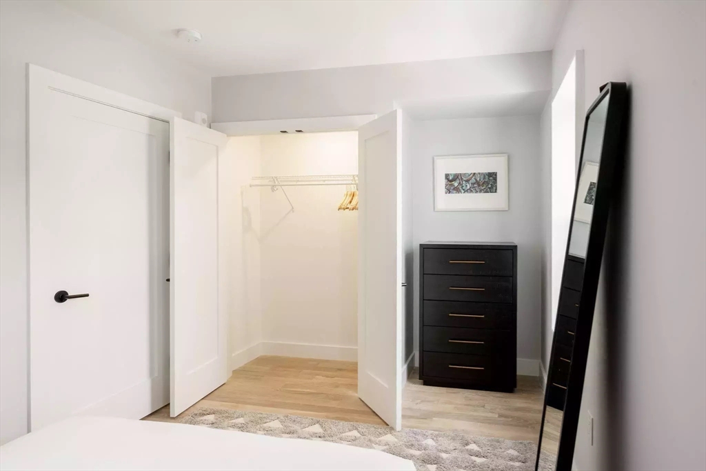 631 Saratoga St, East Boston