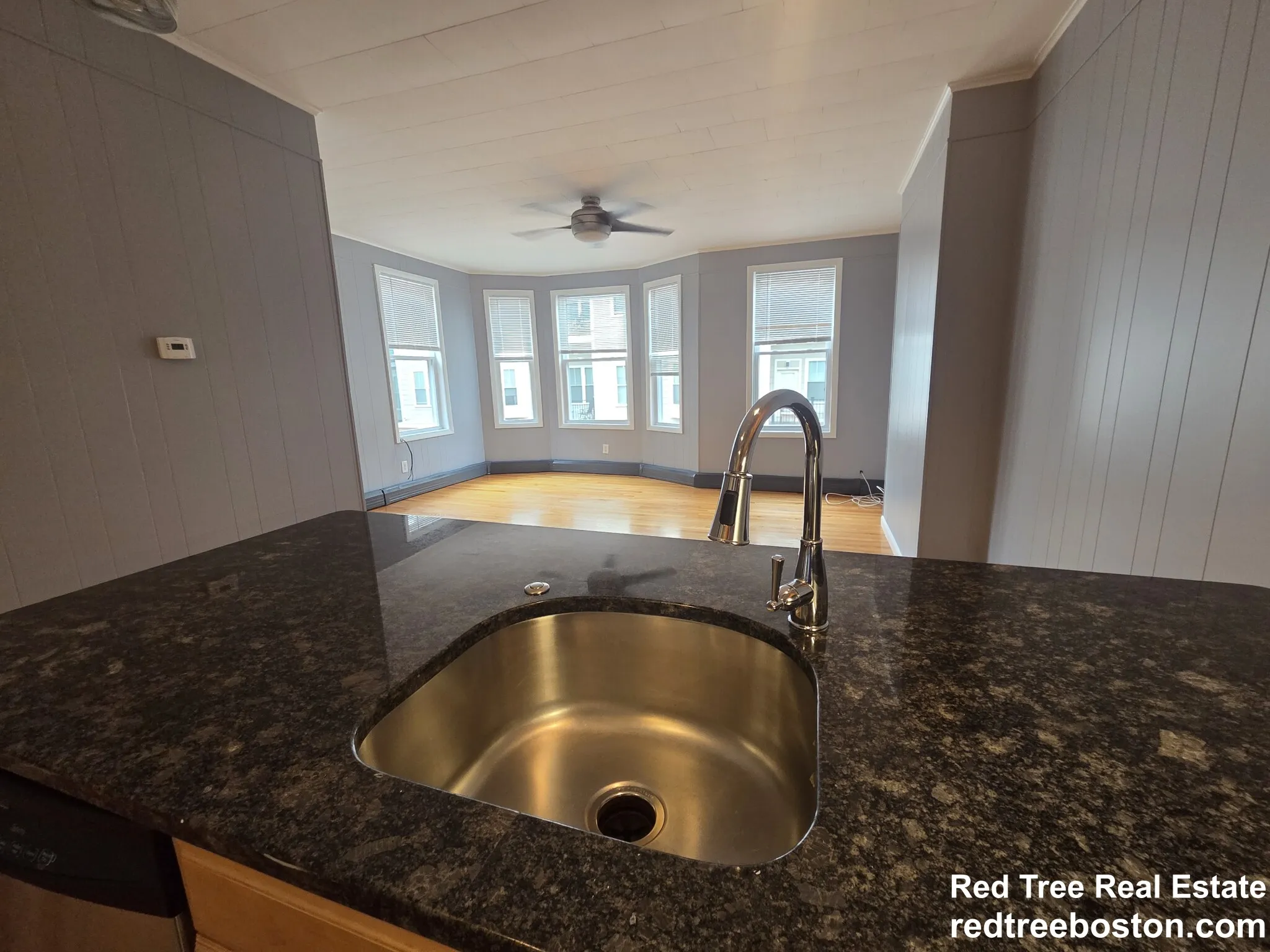 39 Orleans St, East Boston