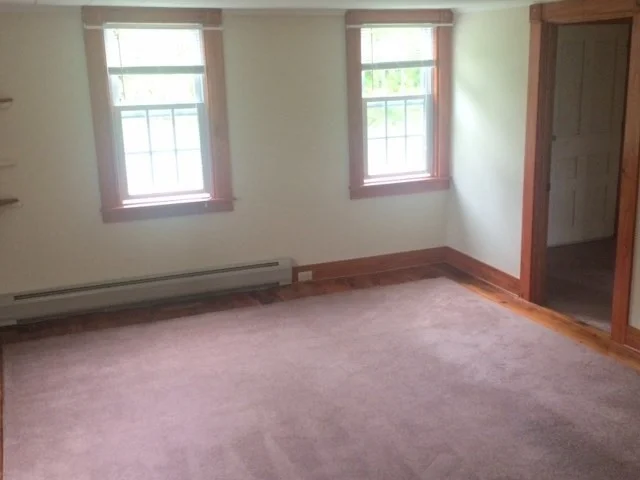 421 North East St, Amherst