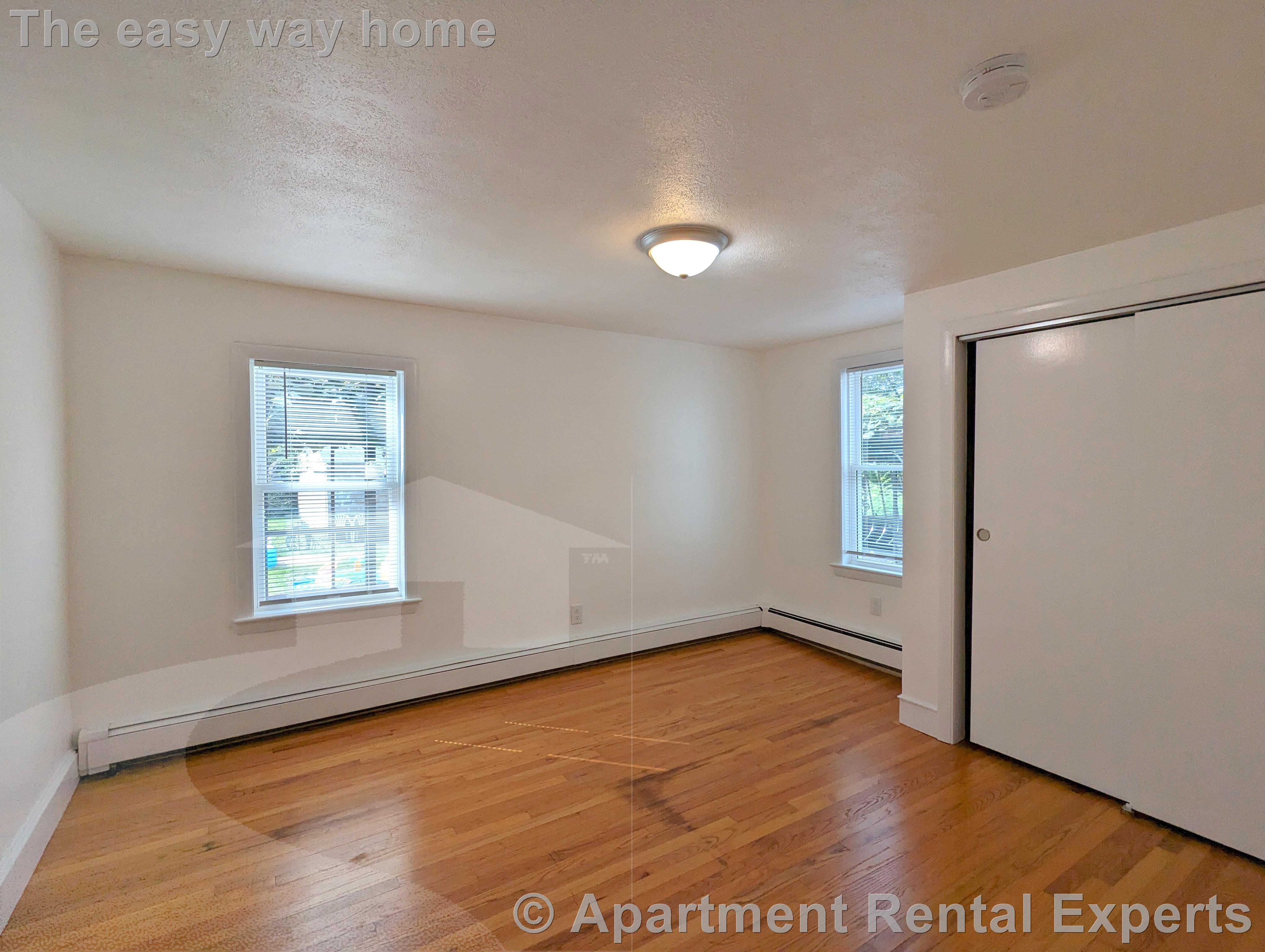 322 Lowell St, Magoun Square