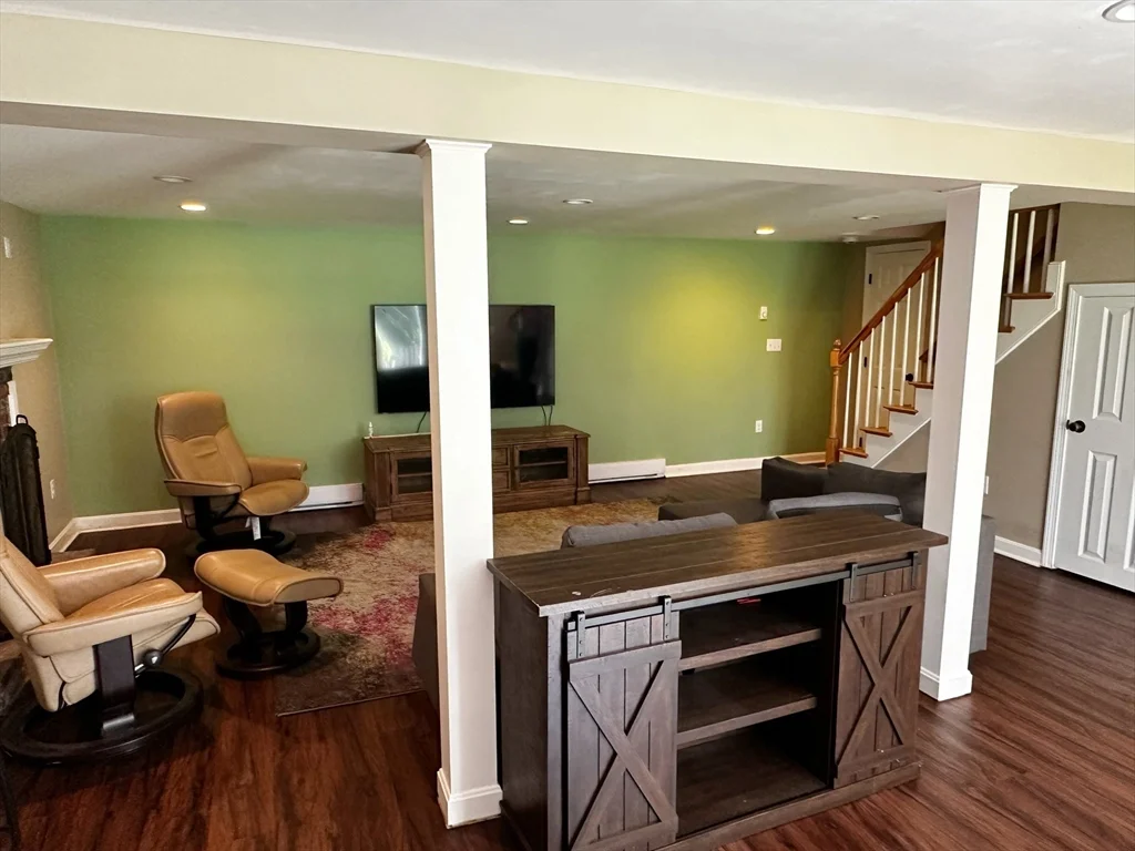 46 Sunset Rd, Needham