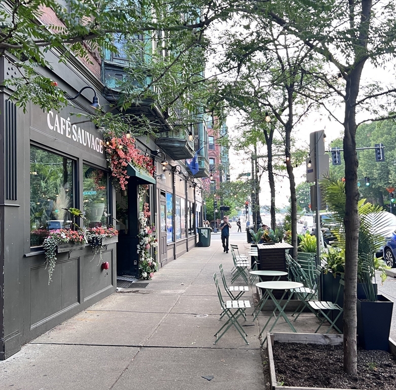 31 Massachusetts Ave, Back Bay