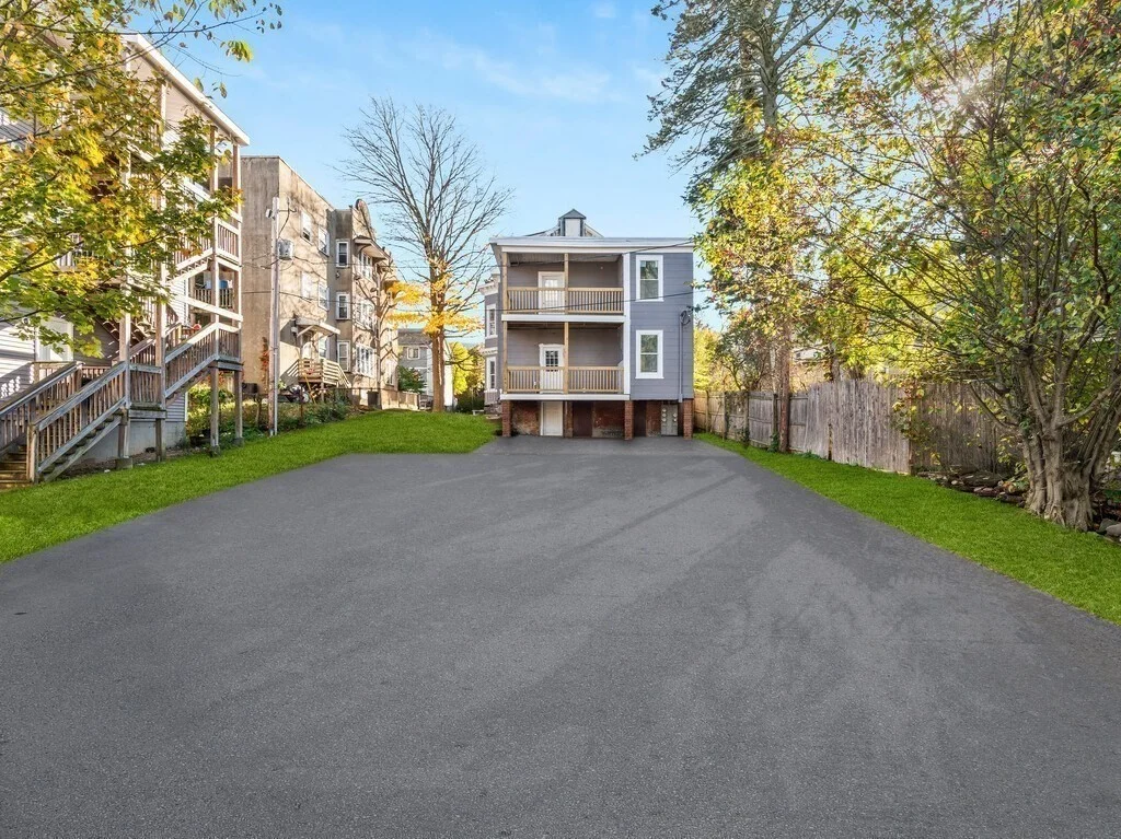 42 William St, Worcester