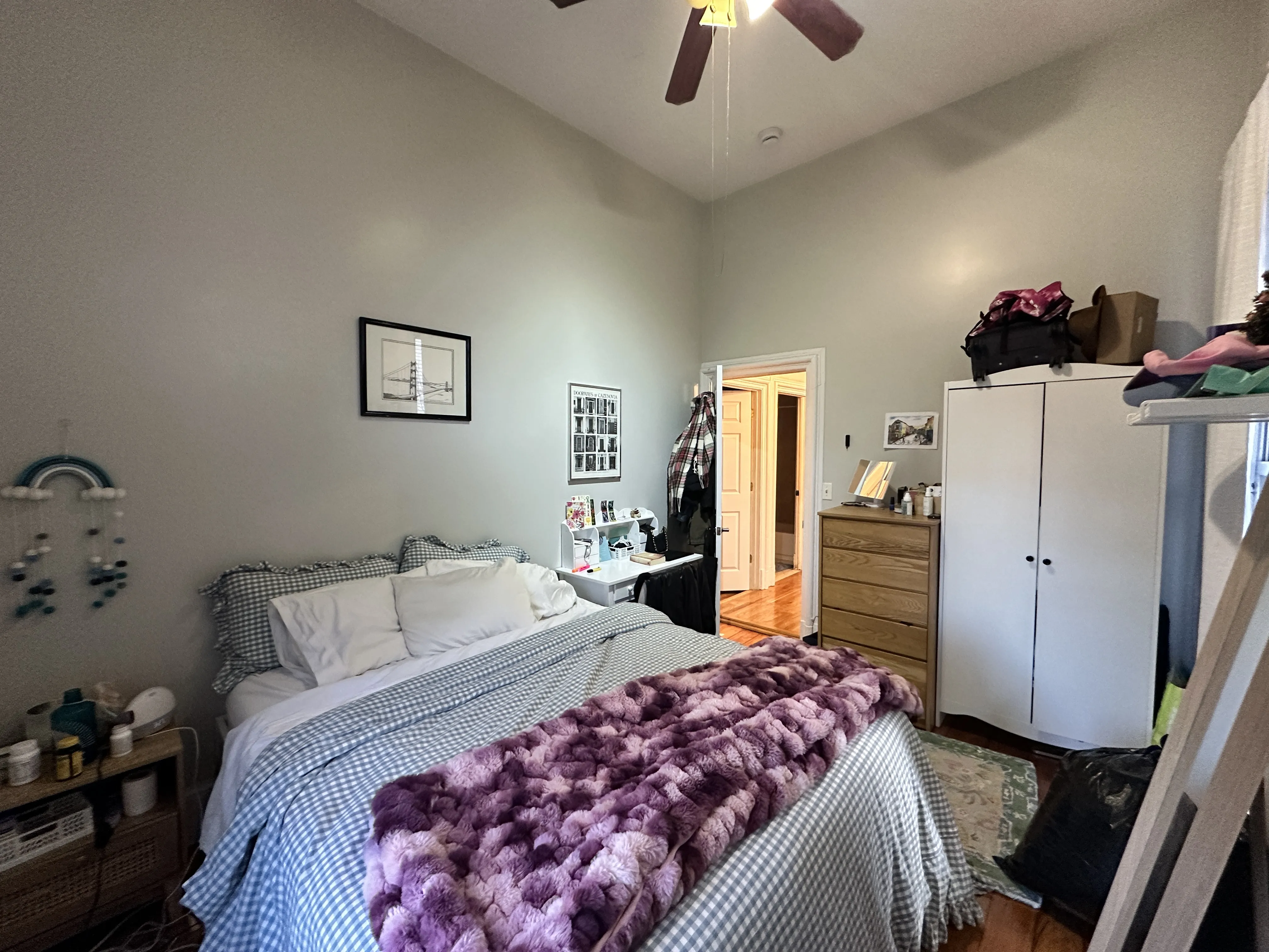 135 Hillside St, Mission Hill