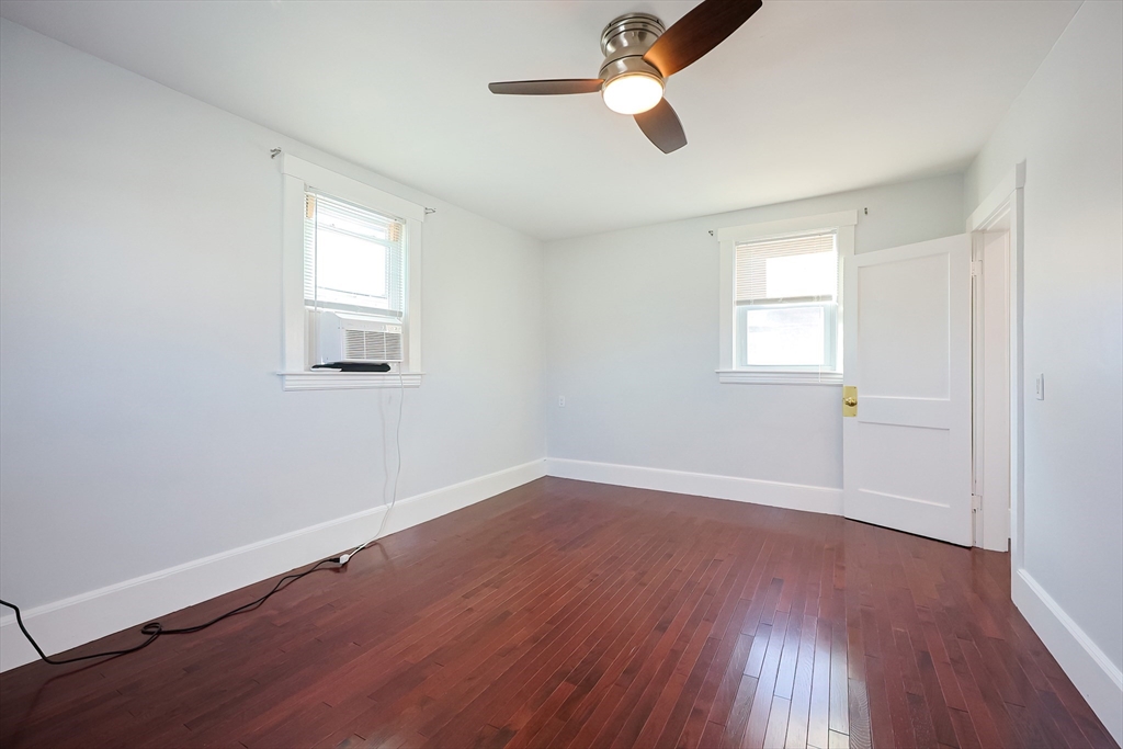 30 Lawrence St, Milford