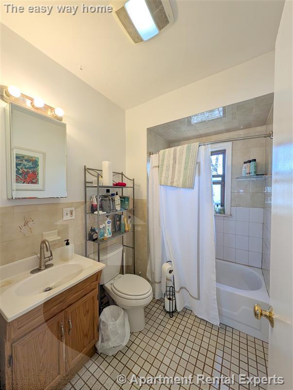 489 Main St, Magoun Square