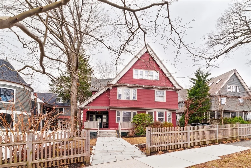 79 Naples, North Brookline