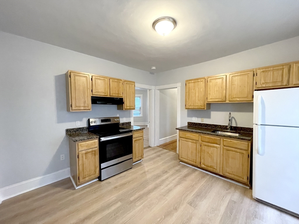 53 Aspinwall Rd, Dorchester