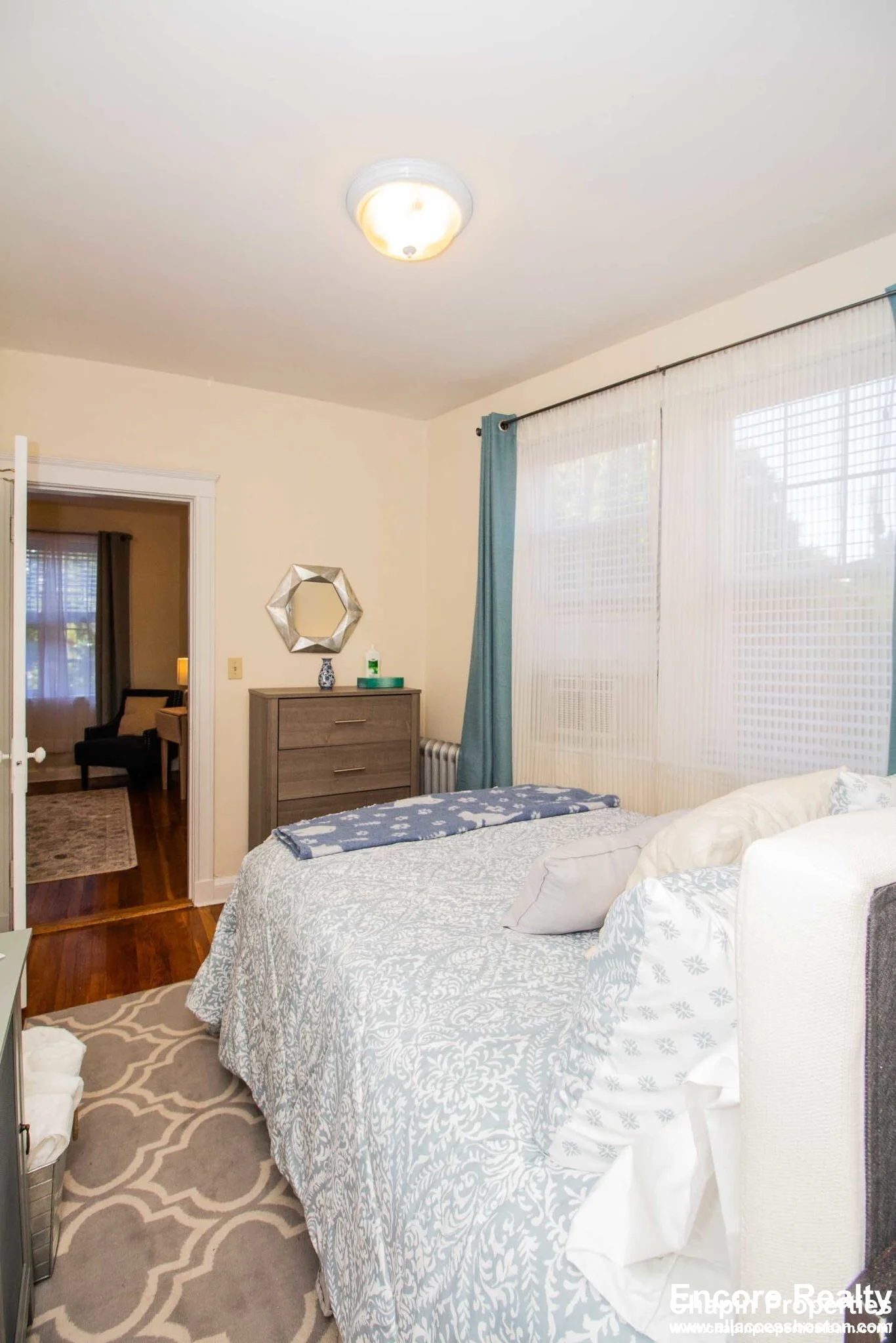 191 Kent St, Brookline