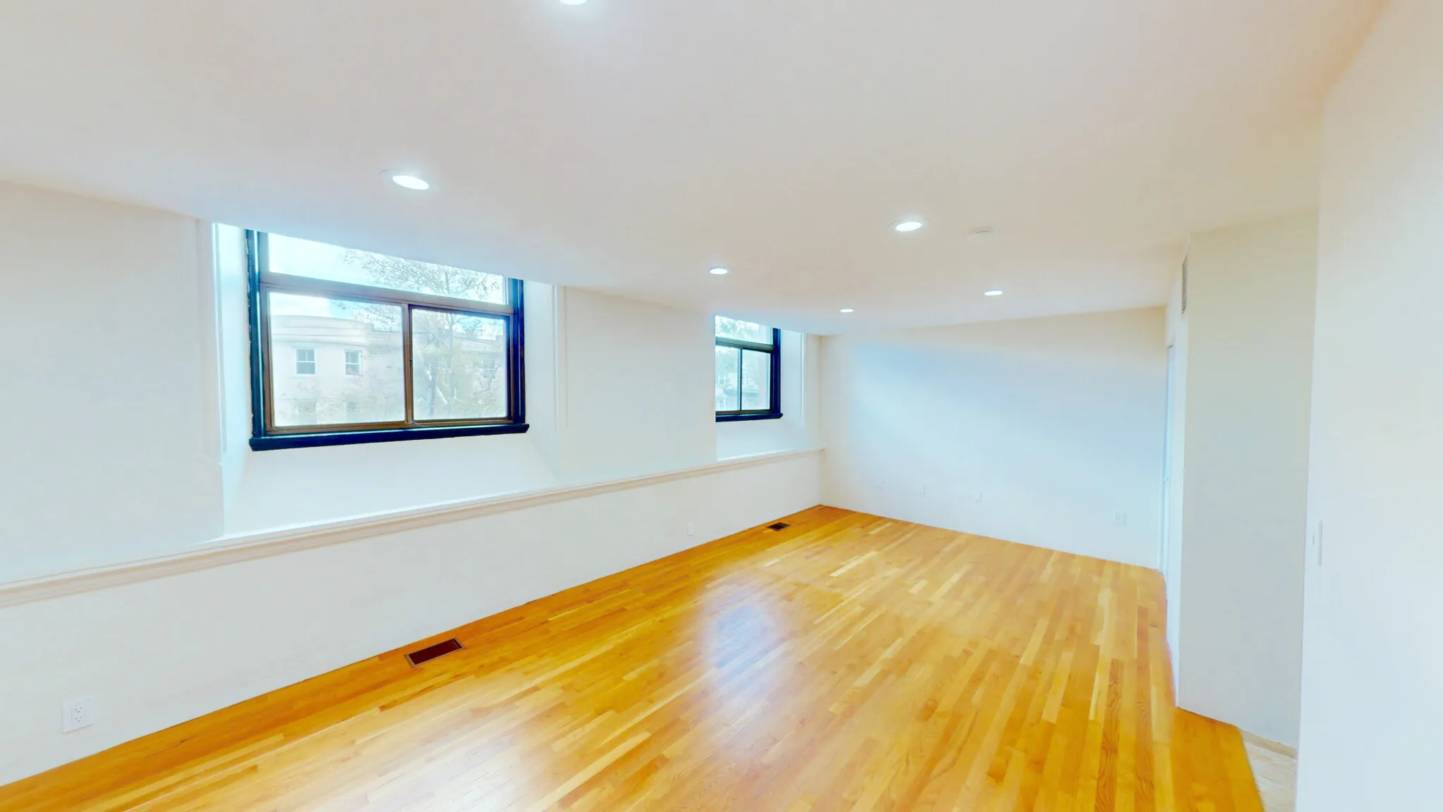 90 Park St, Coolidge Corner