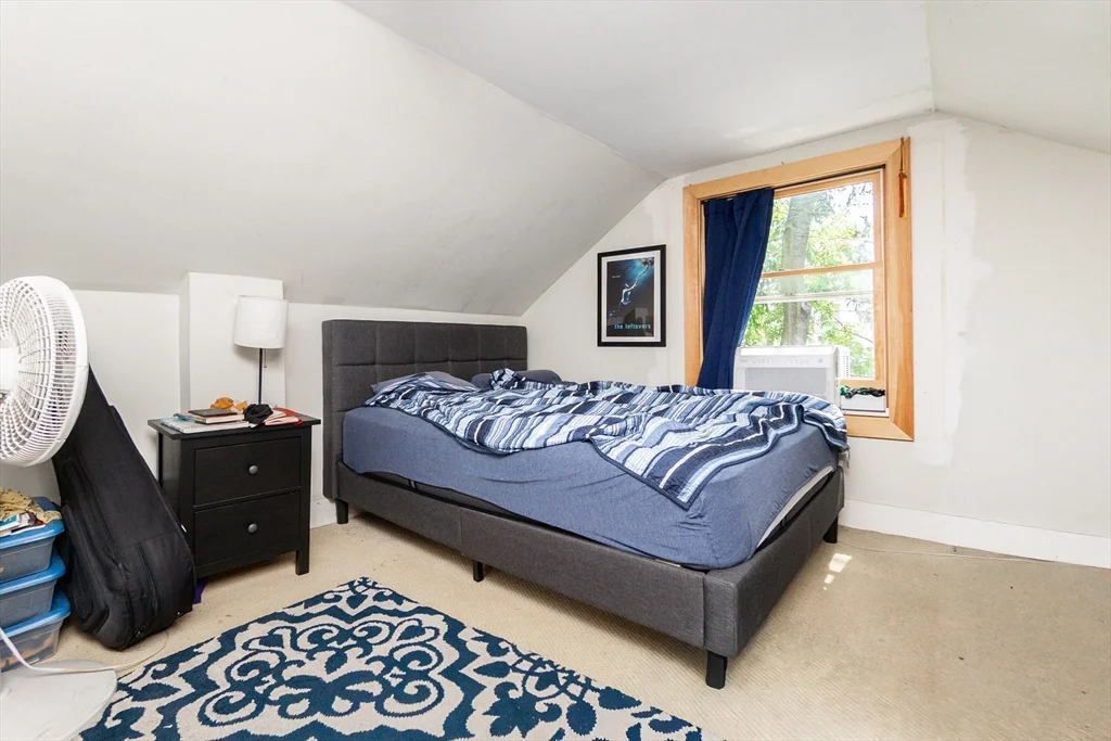 214R Harvard St, Central Square