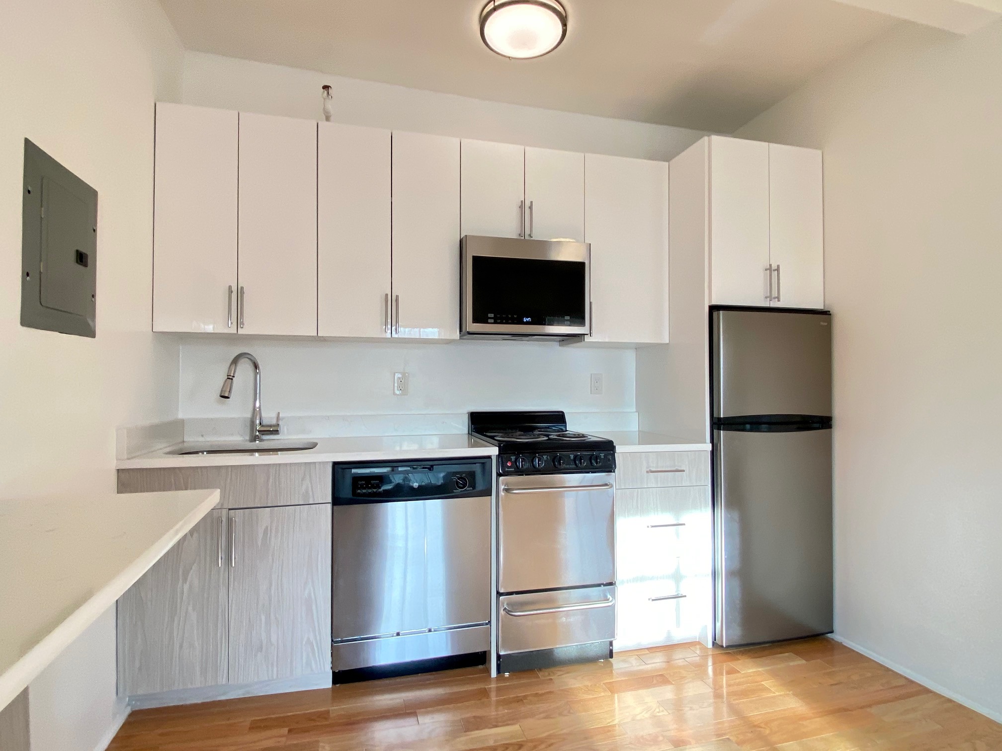 Studio bed, 1 bath apartment for rent at 92 Charles Unit 51A, Beacon Hill — photo 31 of 43