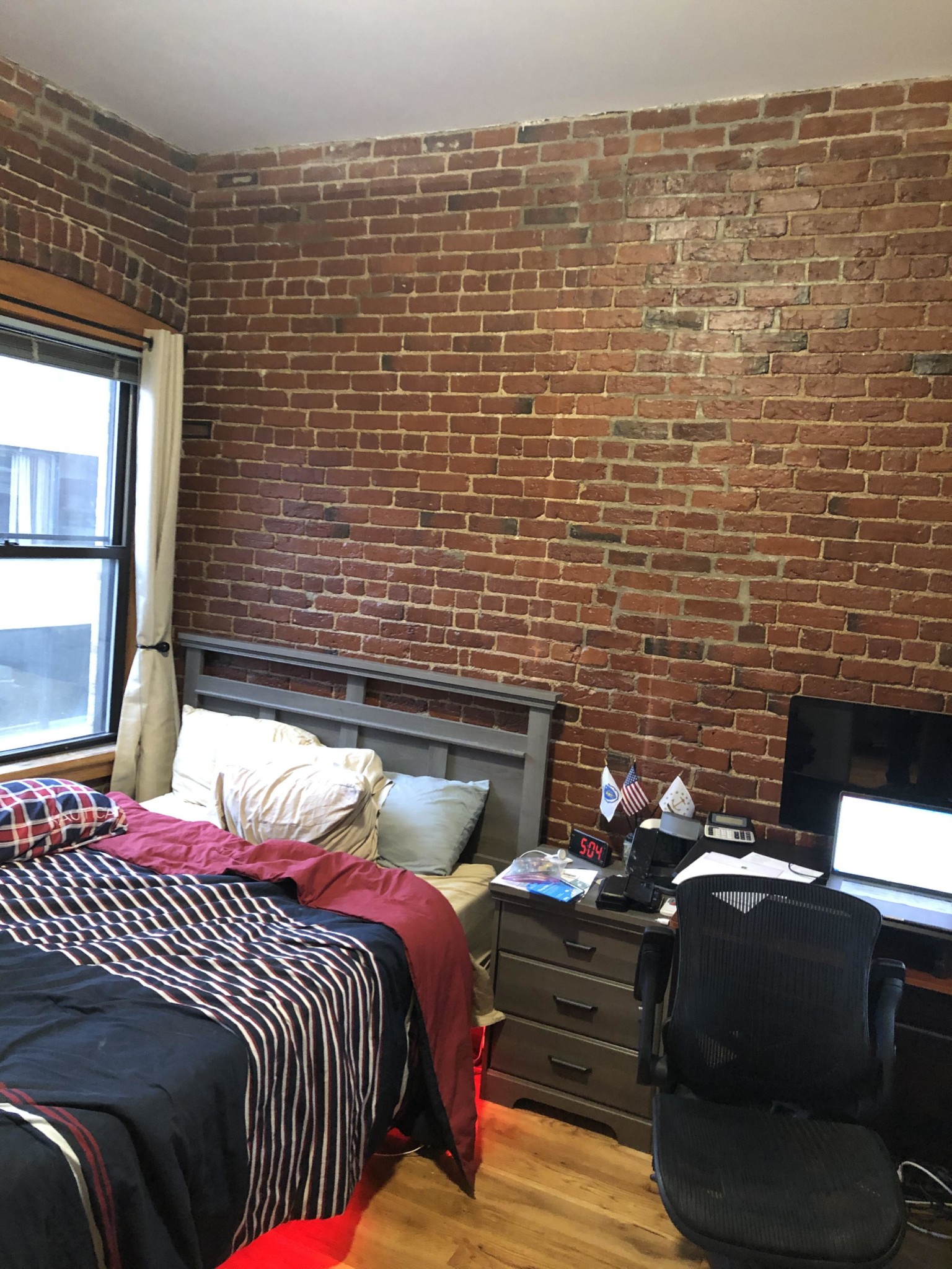 254 Friend St, West End