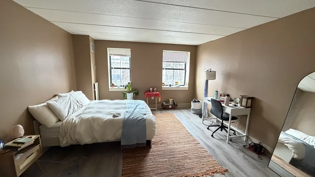 3 Douglass Park, South End