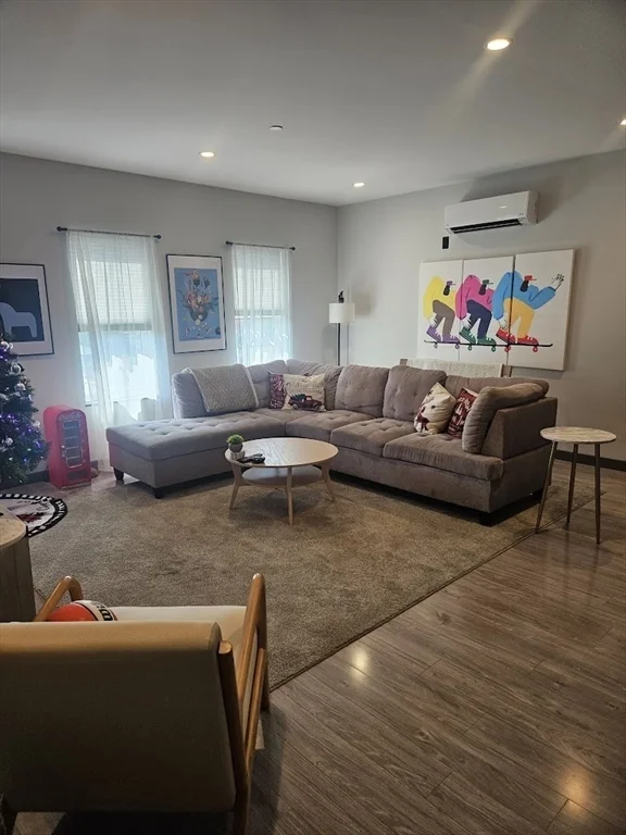 145 Newbury Ave, Quincy