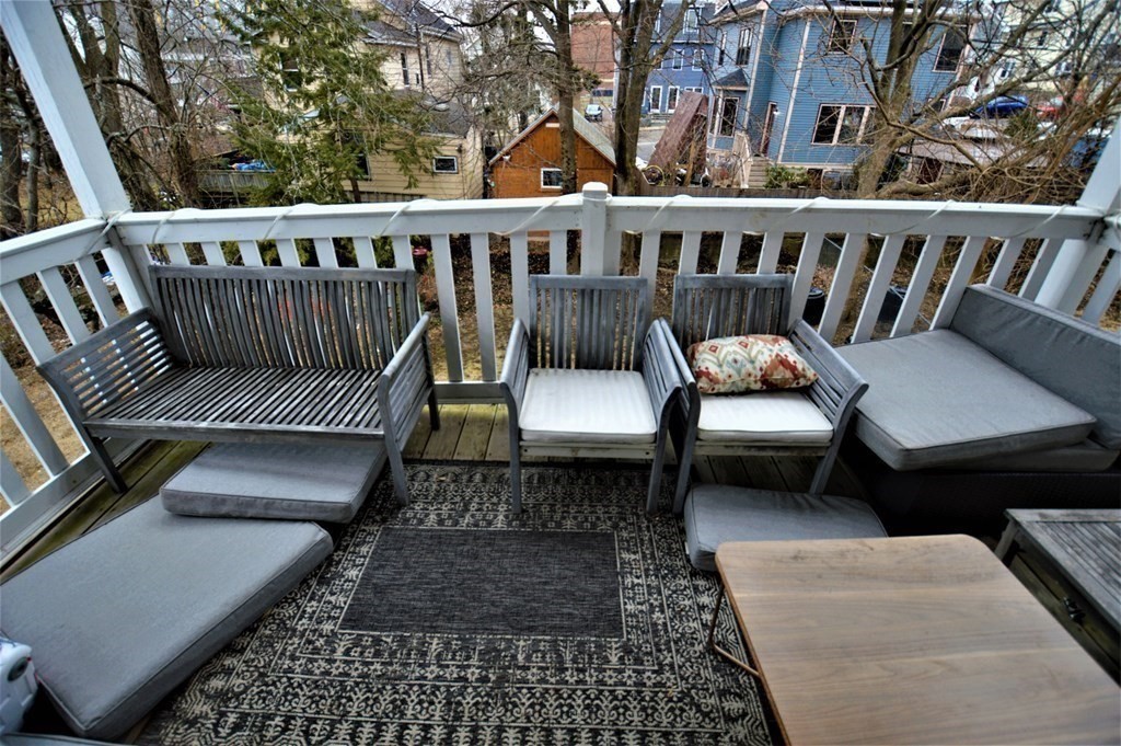 67 Washburn Ave, North Cambridge