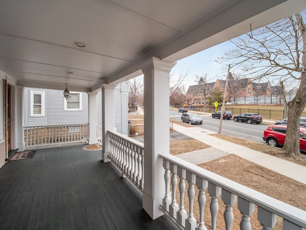 60 Powder House Blvd, Tufts