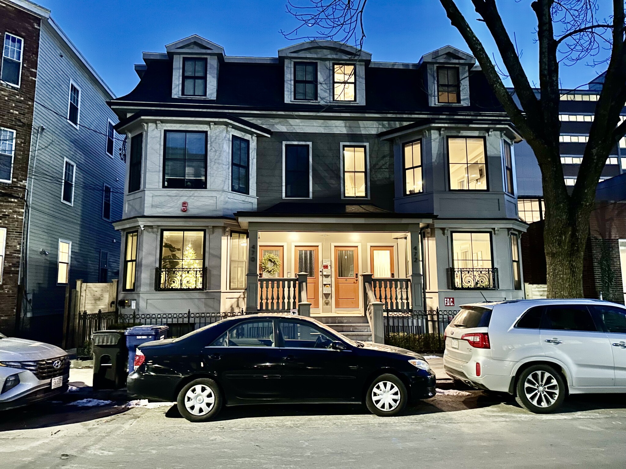 472 Green St, Riverside